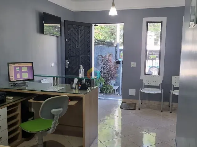 Casa com 90m², à venda, no bairro Paraíso em São Gonçalo