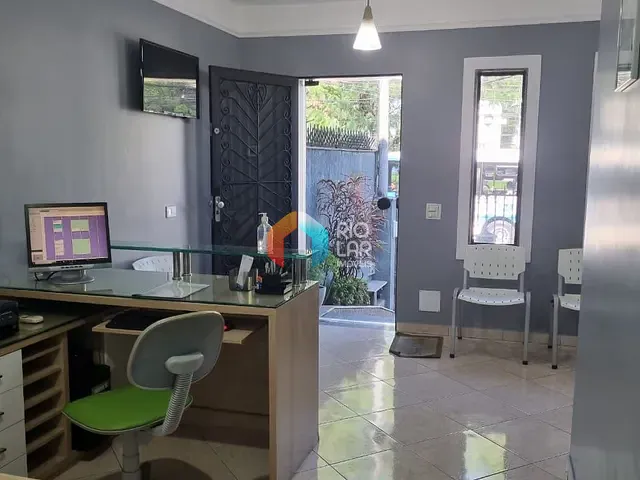 Casa com 90m², à venda, no bairro Paraíso em São Gonçalo