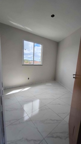 Casa 2 quartos e 1 banheiro, à venda, no bairro Petrópolis em Santa Luzia