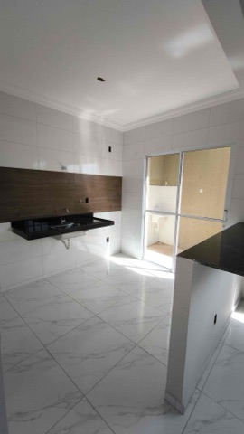 Casa 2 quartos e 1 banheiro, à venda, no bairro Petrópolis em Santa Luzia