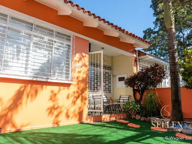 Casa 3 quartos e 2 banheiros, à venda, no bairro Teresópolis em Porto Alegre