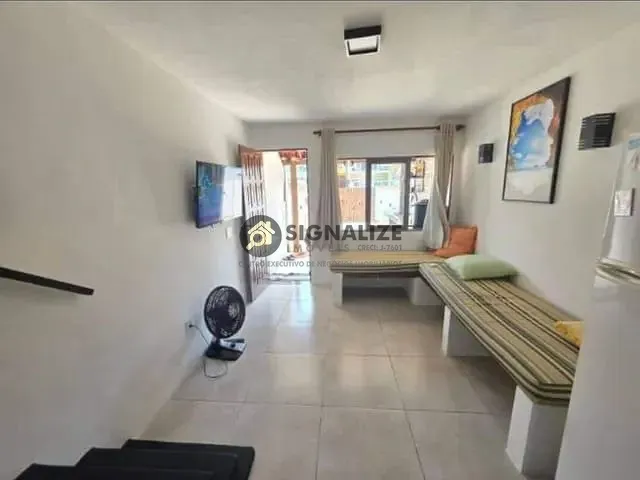 Casa 1 quarto e 2 banheiros, à venda, no bairro Vila Blanche em Cabo Frio