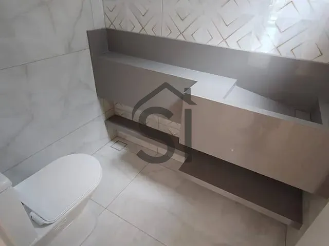 Casa 3 quartos e 5 banheiros, à venda, no bairro Jardim Firenze em Santa Bárbara D'Oeste