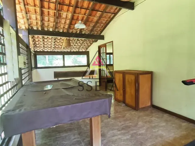 Casa com 6267m² 5 quartos e 2 banheiros, à venda, no bairro Cadetes Fabres em Guapimirim