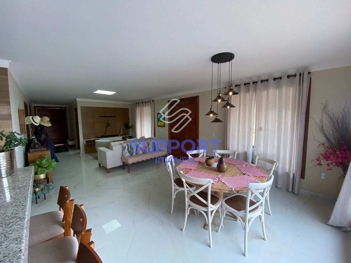 Casa à venda com 3 quartos, 300m² - Foto 25