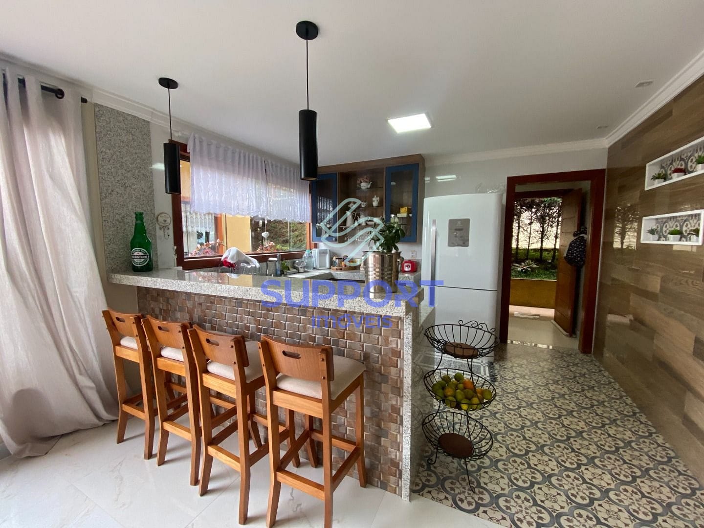 Casa à venda com 3 quartos, 300m² - Foto 24