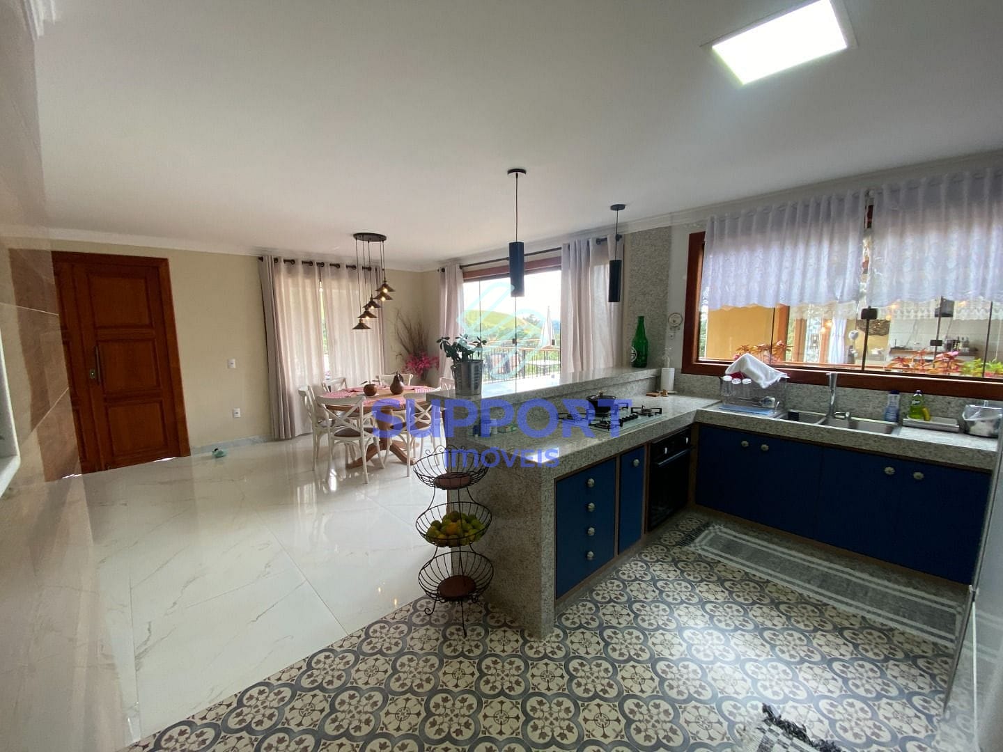 Casa à venda com 3 quartos, 300m² - Foto 28