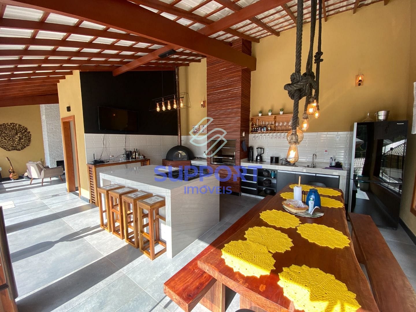 Casa à venda com 3 quartos, 300m² - Foto 18