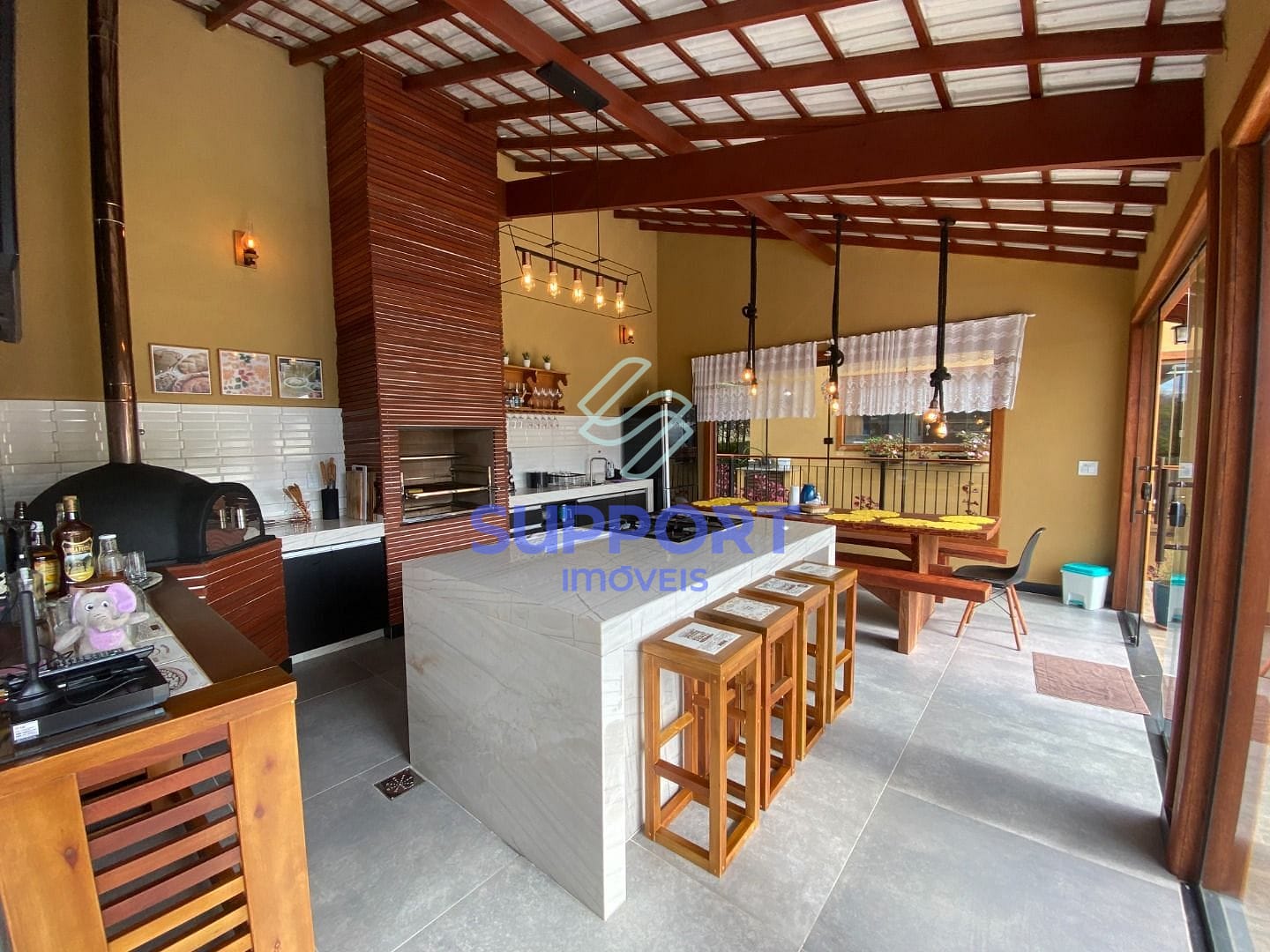 Casa à venda com 3 quartos, 300m² - Foto 19