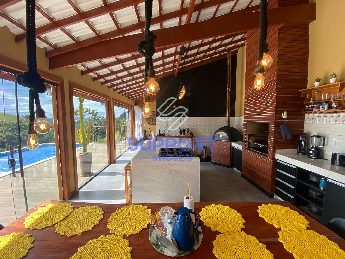 Casa à venda com 3 quartos, 300m² - Foto 17