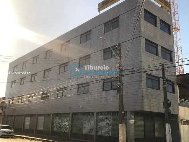 Casa à venda, no bairro Joaquim Távora em Fortaleza