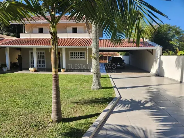 Casa com 370m² 3 quartos e 4 banheiros, à venda, no bairro Barreirinha em Curitiba
