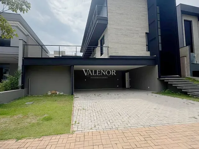Casa com 435m² 4 quartos e 5 banheiros, à venda, no bairro Loteamento Brisas do Lago em Jundiaí