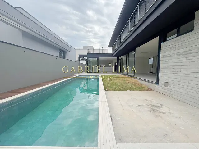 Casa com 435m² 4 quartos e 5 banheiros, à venda, no bairro Loteamento Brisas do Lago em Jundiaí