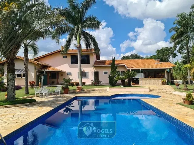 Casa 4 quartos e 5 banheiros, à venda, no bairro Villa de Holanda em Holambra