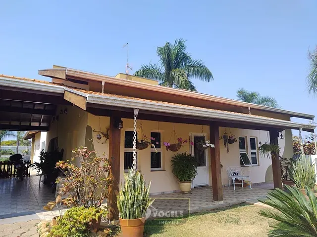 Casa 4 quartos e 5 banheiros, à venda, no bairro Villa de Holanda em Holambra