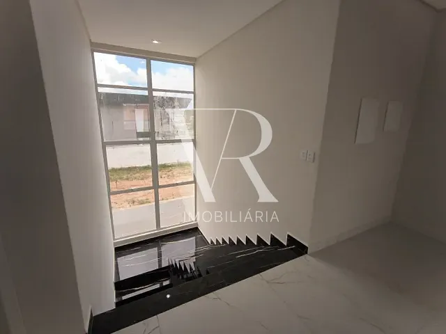 Casa 5 quartos e 5 banheiros, à venda, no bairro Centro em Bayeux