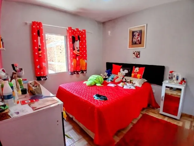 Casa 6 quartos e 3 banheiros, à venda, no bairro Jardim Stella em Santo André