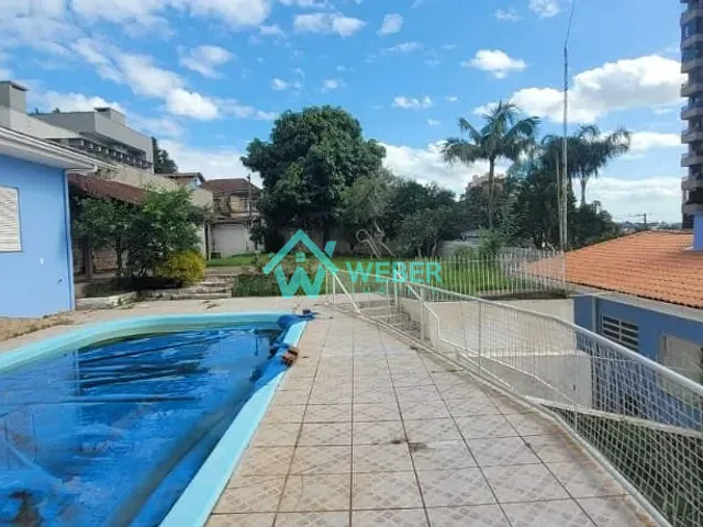 Casa com 368m² 4 quartos e 2 banheiros, para alugar, no bairro Centro em Novo Hamburgo