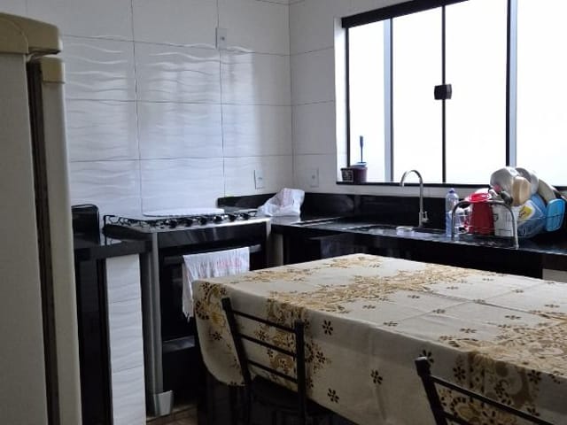 Casa com 138m², à venda, no bairro Edith Lopes em Cambuí