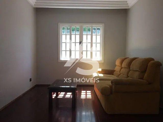 Casa com 615m² 3 quartos e 6 banheiros, à venda, no bairro Santa Felicidade em Curitiba