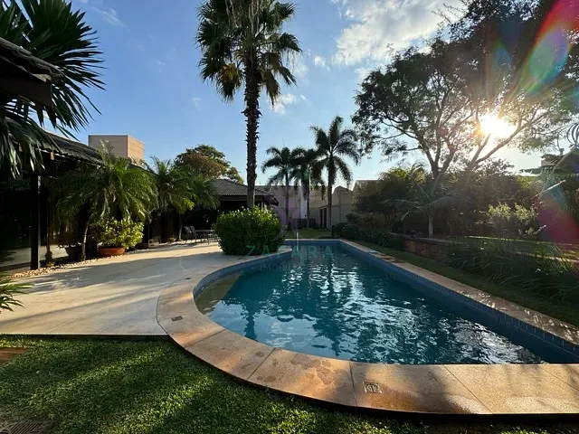 Casa com 1440m² 4 quartos e 6 banheiros, à venda, no bairro Vila Nascente em Campo Grande