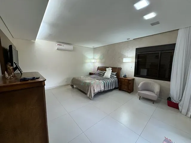 Casa com 1440m² 4 quartos e 6 banheiros, à venda, no bairro Vila Nascente em Campo Grande