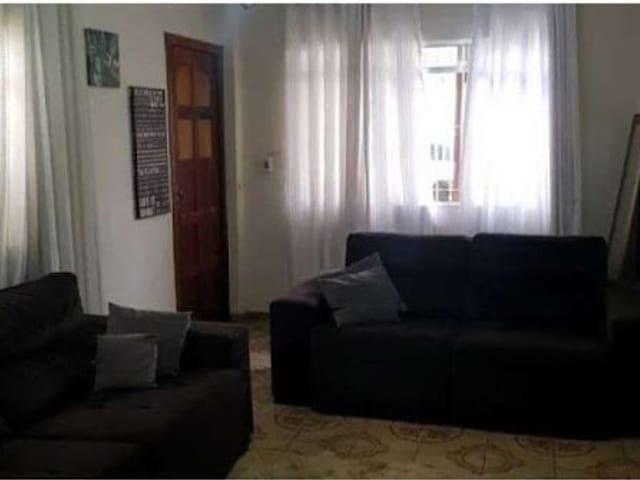 Casa 4 quartos e 2 banheiros, à venda, no bairro Vila Santa Maria em Guarulhos