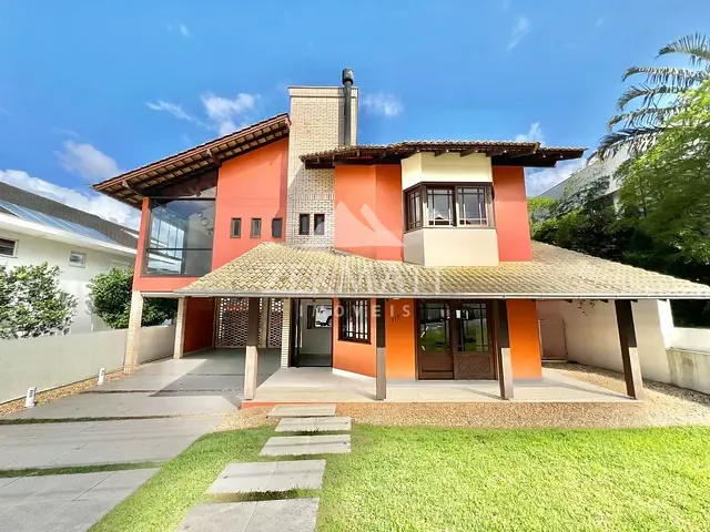 Casa com 350m² 3 quartos e 4 banheiros, à venda, no bairro Itoupava Norte em Blumenau