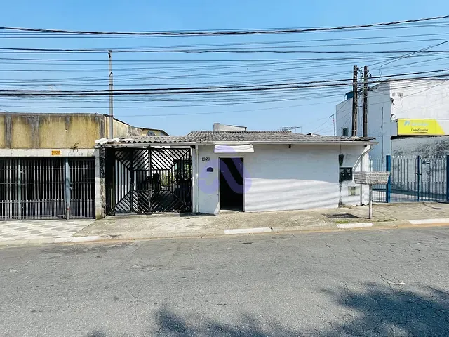 Casa com 300m² 5 quartos e 3 banheiros, à venda, no bairro Vila Urupês em Suzano