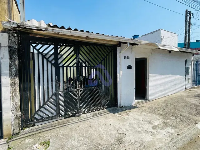 Casa com 300m² 5 quartos e 3 banheiros, à venda, no bairro Vila Urupês em Suzano
