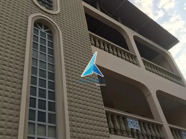 Casa com 385m², à venda, no bairro Vila Mariana em Governador Valadares