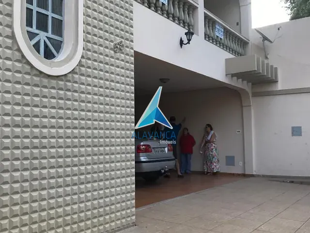 Casa com 385m², à venda, no bairro Vila Mariana em Governador Valadares
