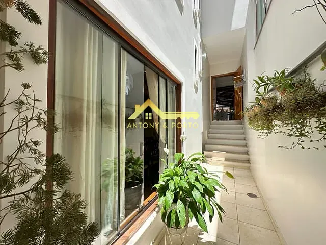 Casa com 220m² 4 quartos e 5 banheiros, à venda, no bairro Jardim Santa Clara em Guarulhos