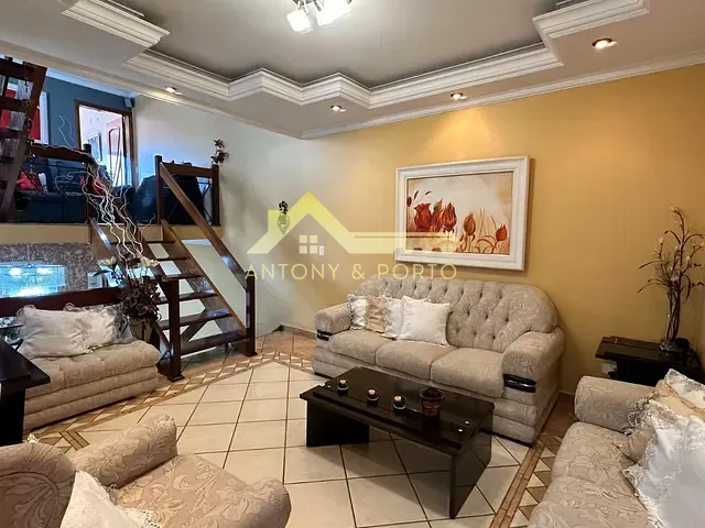 Casa com 220m² 4 quartos e 5 banheiros, à venda, no bairro Jardim Santa Clara em Guarulhos