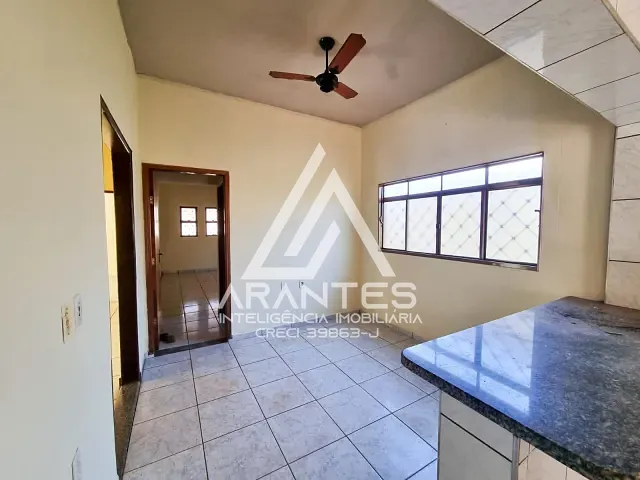 Casa 4 quartos e 3 banheiros, à venda, no bairro Jardim Nova Barretos em Barretos