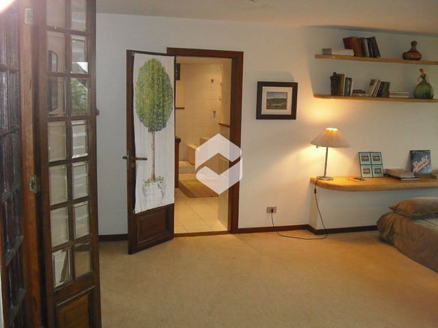 Casa com 875m² 6 quartos e 6 banheiros, à venda, no bairro Barra da Tijuca em Rio de Janeiro