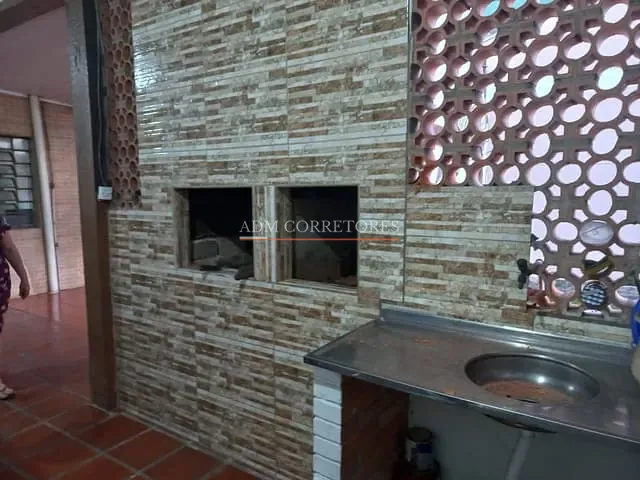 Casa com 800m² 4 quartos e 3 banheiros, à venda, no bairro Ponta Porã em Cachoeirinha