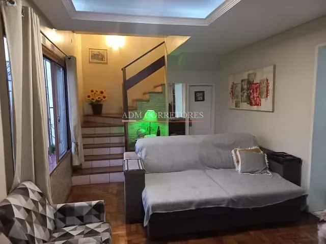 Casa com 800m² 4 quartos e 3 banheiros, à venda, no bairro Ponta Porã em Cachoeirinha