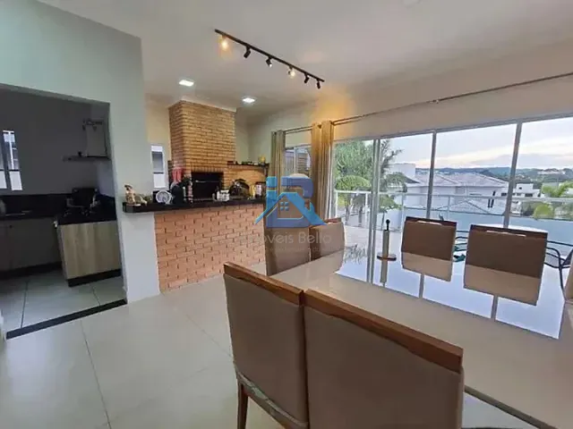 Casa com 555m² 3 quartos e 3 banheiros, à venda, no bairro Reserva Santa Rosa em Itatiba