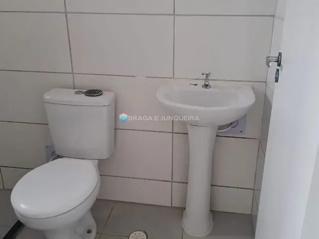 Casa com 90m² 2 quartos e 1 banheiro, para alugar, no bairro Residencial Menezes em Bady Bassitt