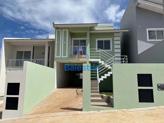 Casa 2 quartos e 1 banheiro, à venda, no bairro Das Nações em Fraiburgo