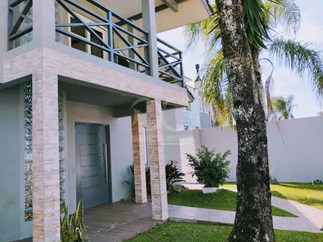 Casa 5 quartos e 4 banheiros, à venda, no bairro Campeche em Florianópolis
