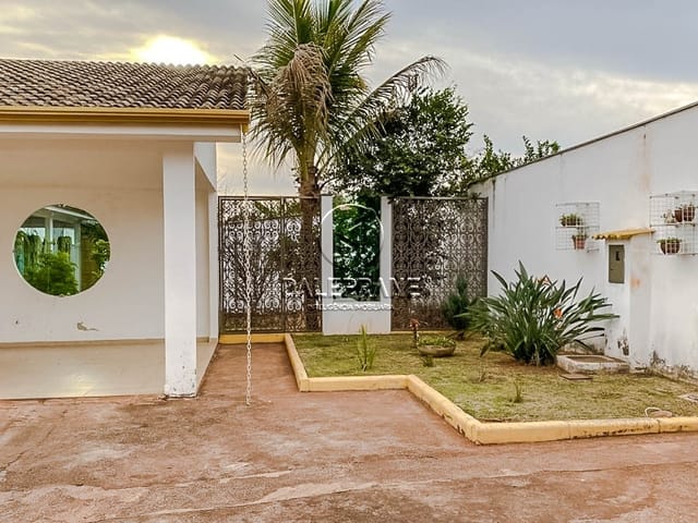 Casa 4 quartos e 5 banheiros, à venda, no bairro Paranoá em Brasília