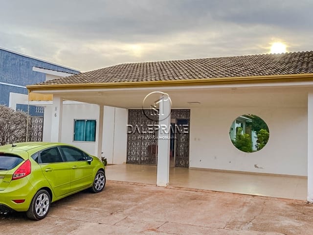 Casa 4 quartos e 5 banheiros, à venda, no bairro Paranoá em Brasília
