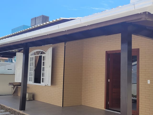 Casa com 312m² 4 quartos e 3 banheiros, à venda, no bairro Praia Alegre em Penha
