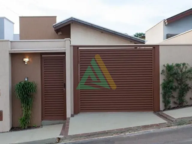 Casa com 160m² 2 quartos e 1 banheiro, à venda, no bairro Jardim Bandeirantes em Mogi Guaçu