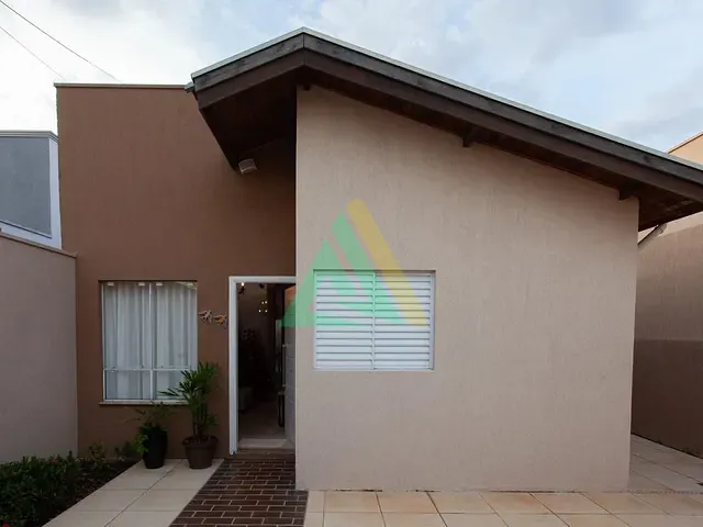 Casa com 160m² 2 quartos e 1 banheiro, à venda, no bairro Jardim Bandeirantes em Mogi Guaçu