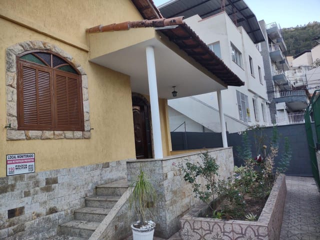 Foto do Casa - Casa para locação, Jardim Glória, Juiz de Fora, MG | Dutra Imoveis