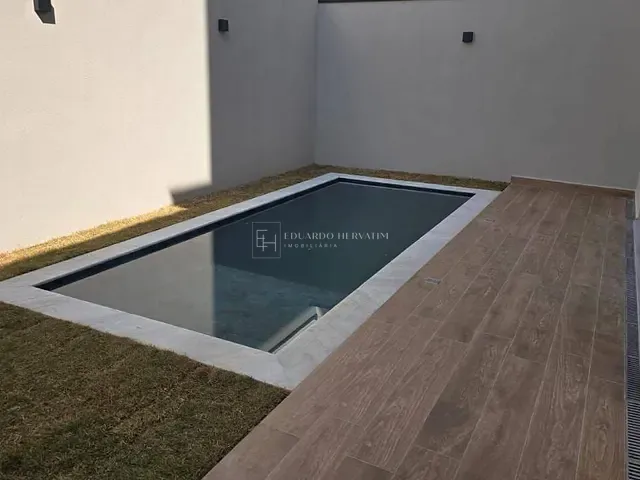Casa 3 quartos e 5 banheiros, à venda, no bairro Recanto Quarto Centenário em Jundiaí